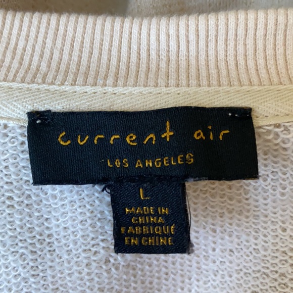 ✨sold✨CURRENT AIR Dodie Metallic Sweatshirt in White - Picture 5 of 6